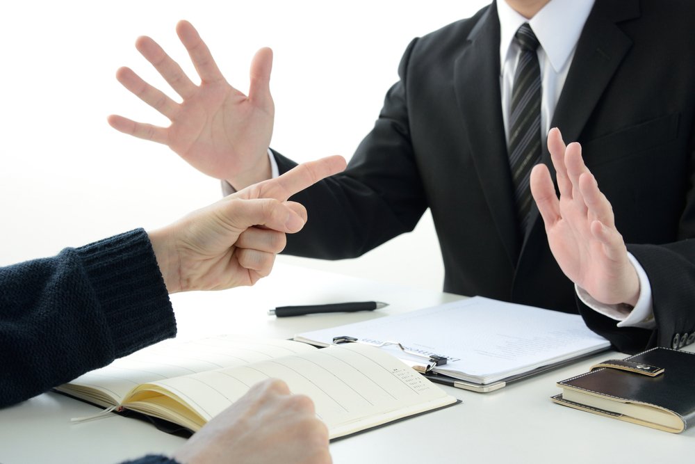 Advogado para dano moral — em qual caso gera indenização?